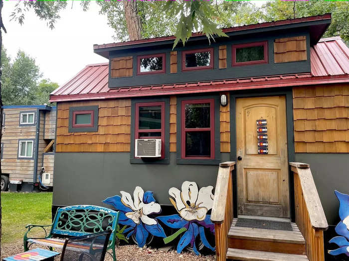 Another themed abode is the Rocky Mountain High house, inspired by the state of Colorado and designed by local artists. It costs $159 a night and the state flower, the Columbine, is proudly displayed on the outside.