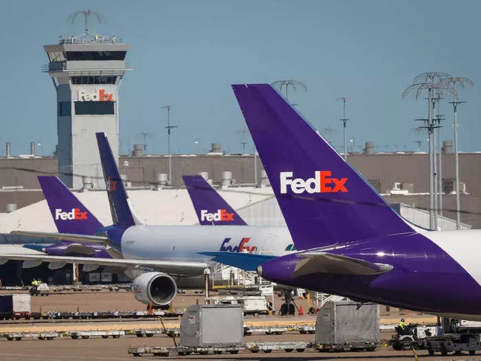 While Delta has expanded its Atlanta home over the years, Memphis has gone in the opposite direction, with the exception of being FedEx