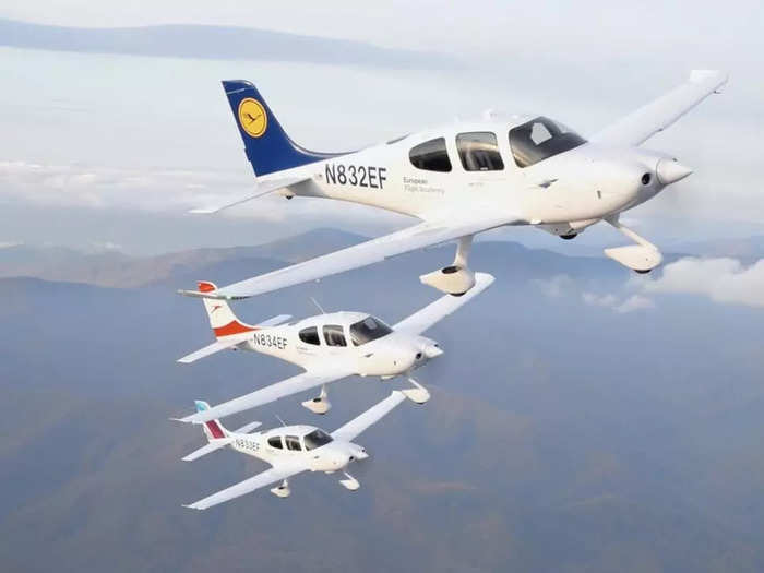 Since the opening of Aviate, United has purchased 25 Cirrus TRAC SR20 planes for the academy, with the option to acquire 50 more. The airline currently uses the fleet of Cirrus planes it acquired from Lufthansa when it took over the facility from the German-based carrier.
