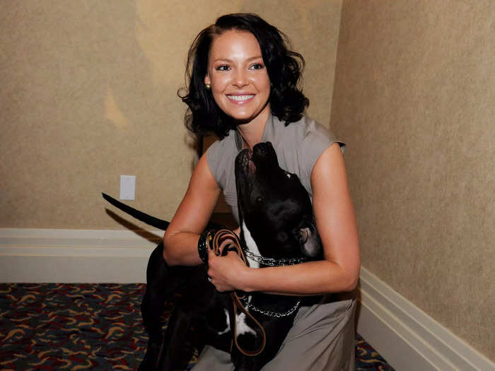 Katherine Heigl has a pit bull of her own named Apollo.