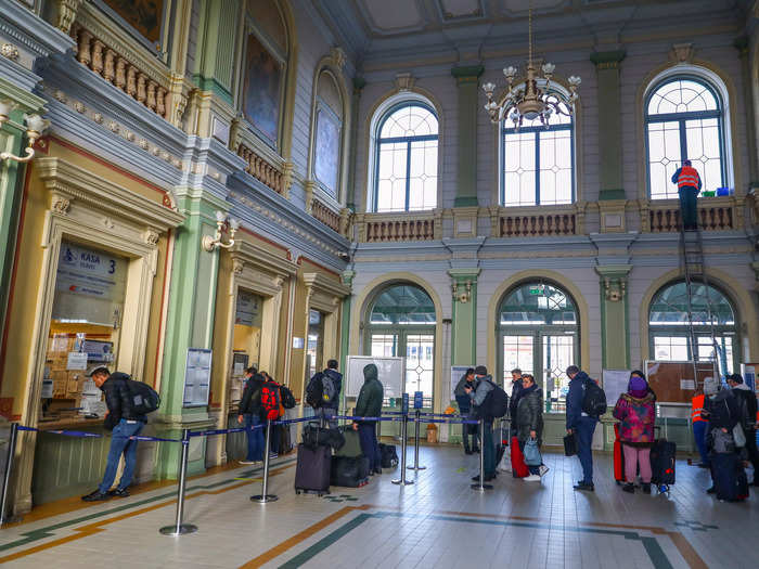 Fleeing Ukrainians described the hours-long wait to cross the border.