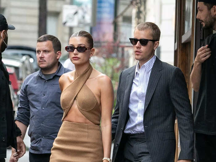 Last June, they each rocked formal attire, with Justin wearing a sharp suit and Hailey going for another midi-dress with a keyhole cutout.