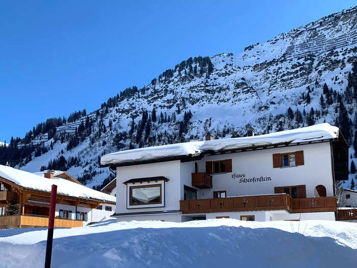 Before properly exploring Lech, I dropped off my suitcase at Haus Schrofenstein, the hotel I