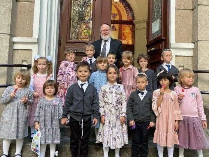 Rabbi with children