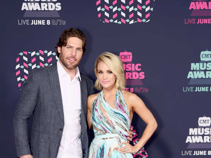 Underwood and her husband attended the CMT Music Awards in June 2016, with Underwood wearing a dress with a slit all the way up to her hip.