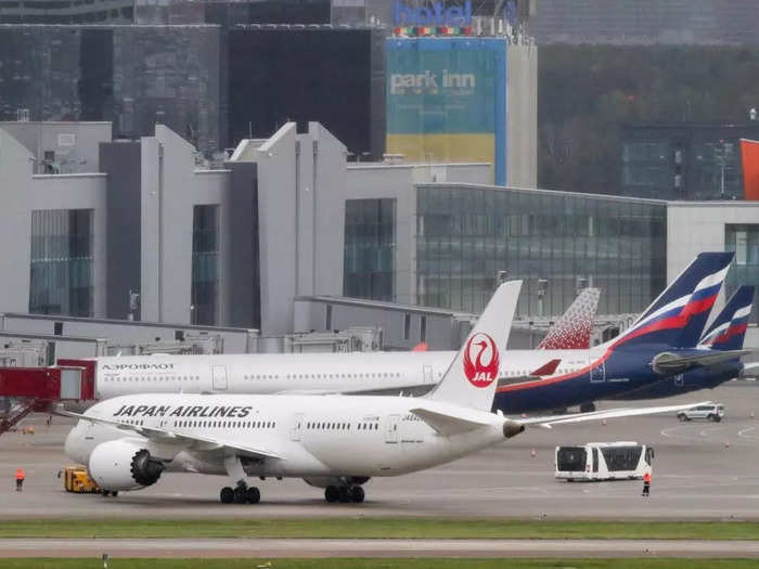 In 1966, Russia signed an agreement with Japan Airlines to allow JAP to fly over Russian airspace using aircraft and flight crews provided by the Soviet national carrier, Aeroflot. The cabin crews consisted of employees from both airlines.