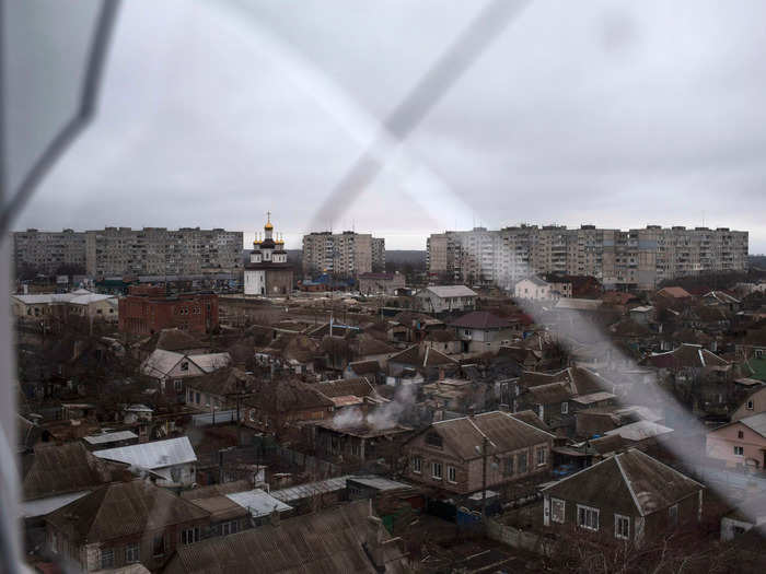 Mariupol: The photo below, taken in 2015, shows dozens of homes and high-rise apartments in a Mariupol neighborhood.