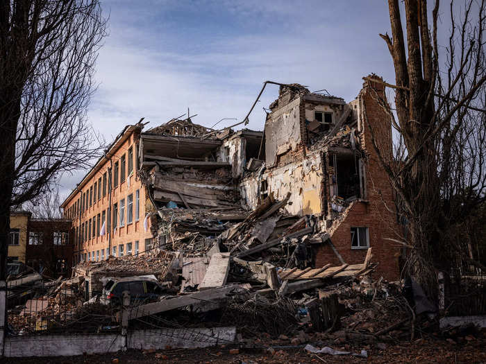 Russian air strikes against Chernihiv in March left much of the city destroyed. The photo below shows the same school on Sjerykova Street, severely damaged.