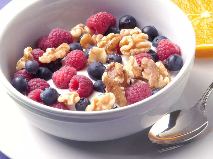 6. Greek yogurt with berries and nuts