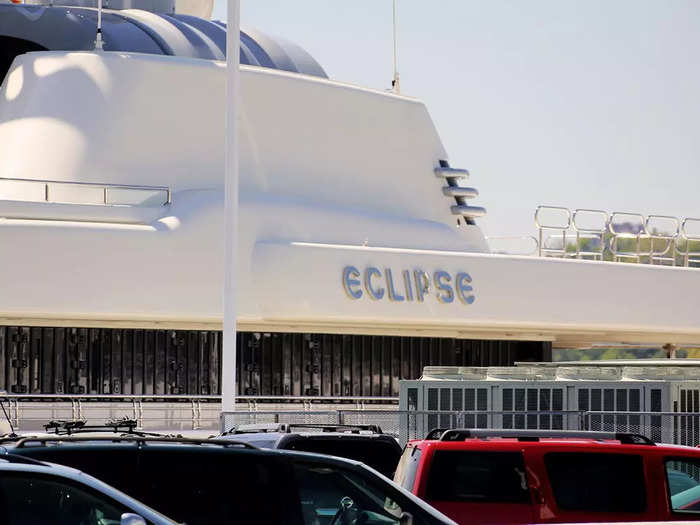 Just south of this public parking lot on the roof of the Pier 90 terminal in New York City sat Russian billionaire Roman Abramovich