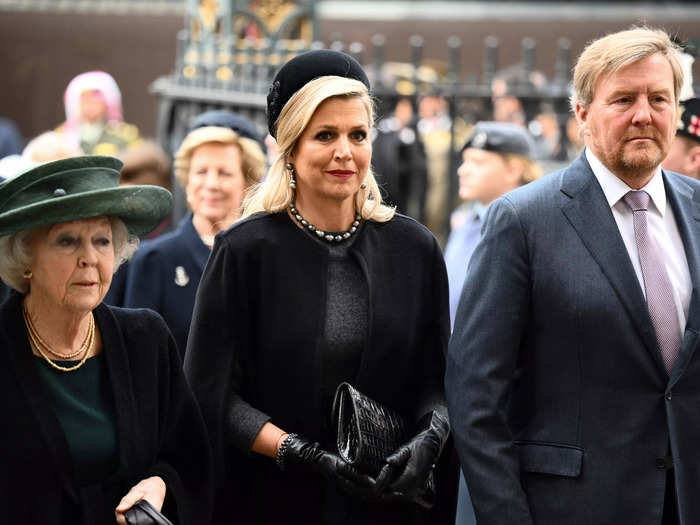 Royals from around the world were also in attendance. Princess Beatrice, Queen Maxima, and King Willem-Alexander of the Netherlands are pictured arriving below.
