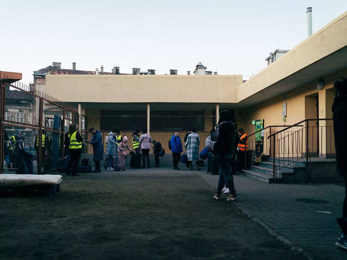 On March 25, I made my way to the Przemyśl train station, a station often used for travel to and from Lviv, Ukraine. There, I saw people waiting in line at the customs office in order to re-enter Ukraine.