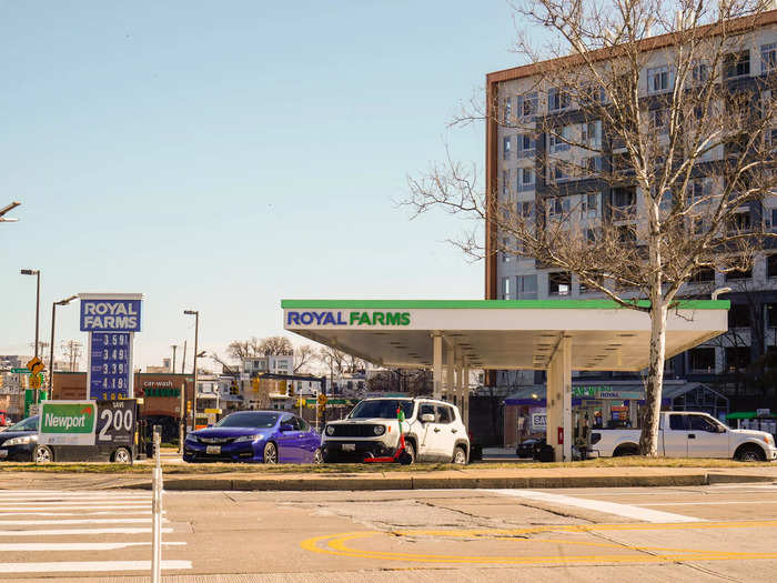 But the Royal Farms station I stopped at had eight kiosks to get gas, which is more than I typically see on the road. I wasn