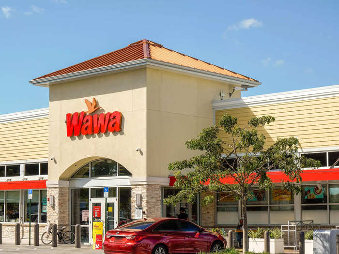 Gas stations and convenience store chains across the US have gained popularity over the years for their exceptional food and coffee choices, like Wawa, Buc-cees, and Royal Farms, as Food and Wine reported.