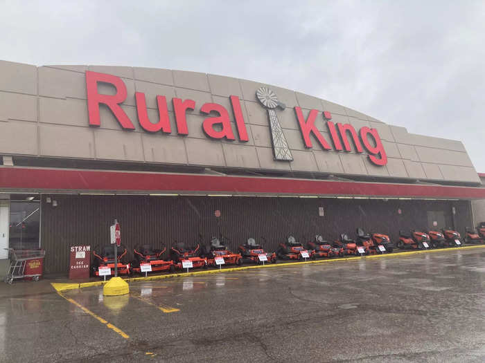 I visited a Rural King on a rainy April weekday in Greenwood, Indiana. Size-wise, it