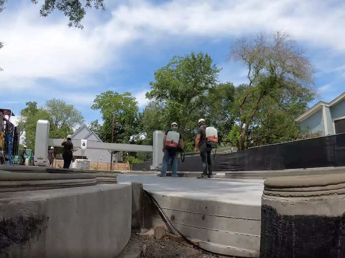 Despite weather and hardware issues, the walls of the Texas home and its accessory dwelling unit were printed at the same time in eight days while working between about 16 to 18 hours a day …