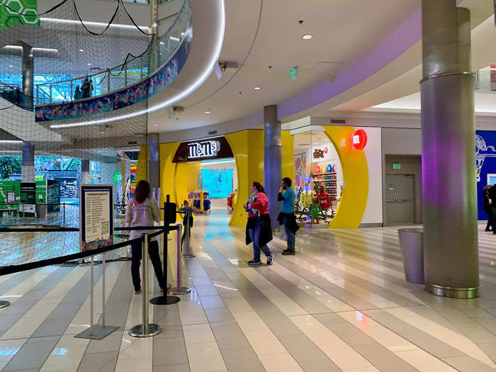 The 5.6 million square foot shopping center is set up around a central rotunda.