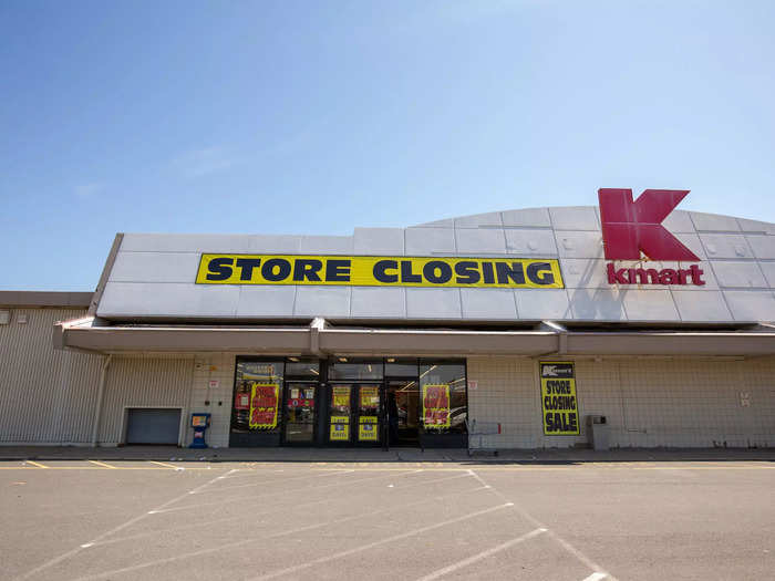 On April 16, Kmart closed its fourth to final location in Avenel, New Jersey, leaving just 3 Kmart stores open across the US, David Porter reported for the Associated Press.