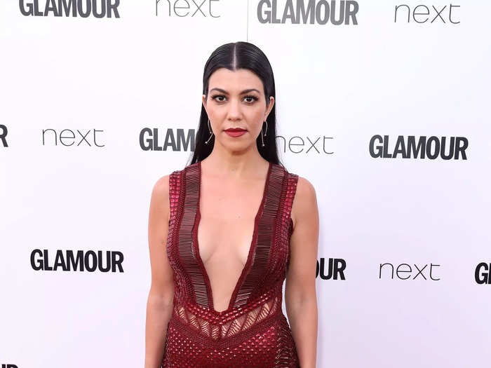 She made a fashion statement with a plunging neckline at the 2016 Glamour Awards.