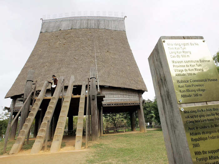 There are ongoing efforts to conserve Rong houses, some of which are open to visitors despite being in use.