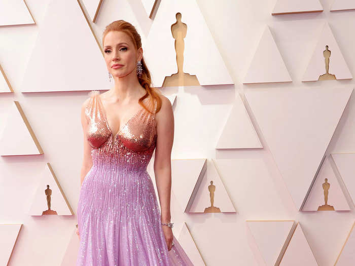 Jessica Chastain, another winner that evening, wore a lilac and rose-gold sequined dress with a ruffled hem.