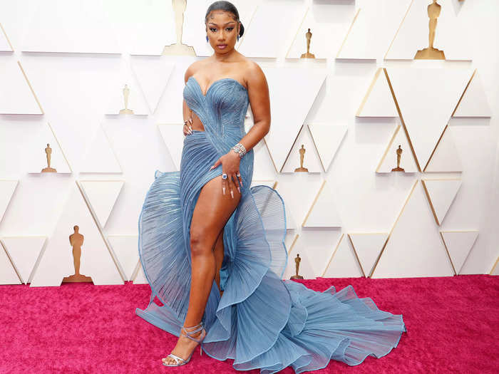 Megan Thee Stallion looked elegant in this blue gown with ruffles at the Academy Awards.