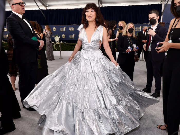 Sandra Oh was unmissable in this metallic silver ruffled gown at the SAG Awards.