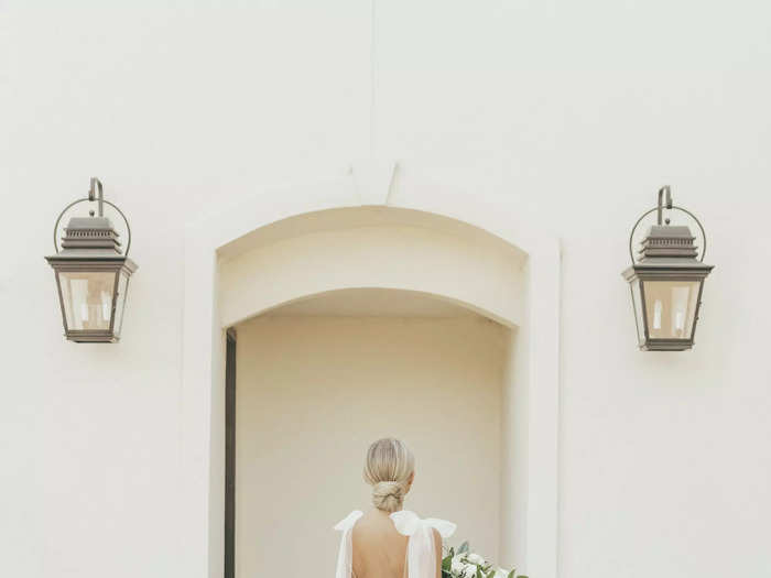 The back of the dress was just as striking as the front.