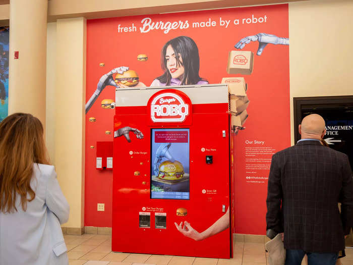 Think of the Roboburger as a functioning kitchen inside of a vending machine.