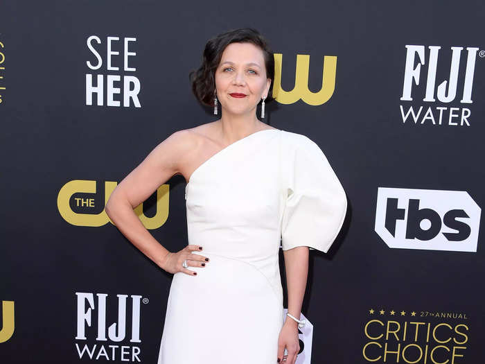 Maggie Gyllenhaal wore a one-shouldered sleek look for her red-carpet appearance.