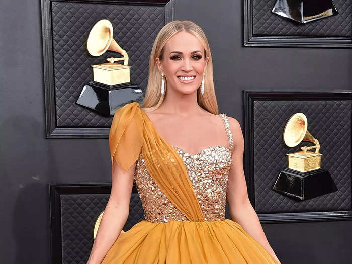 Country darling Carrie Underwood is yet to make it on the Met Gala red carpet.