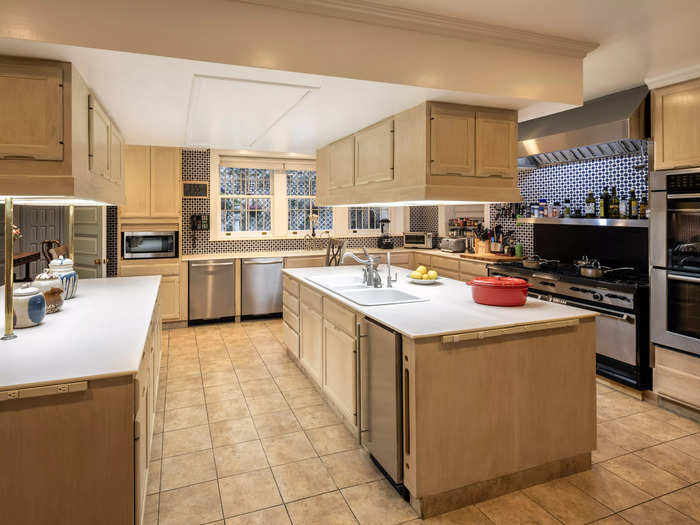 Down below on the garden floor is a fully-equipped chef