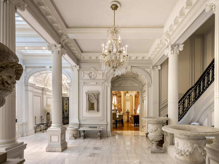 Speaking of works of art, the mansion is home to a white marbled gallery on the first floor.