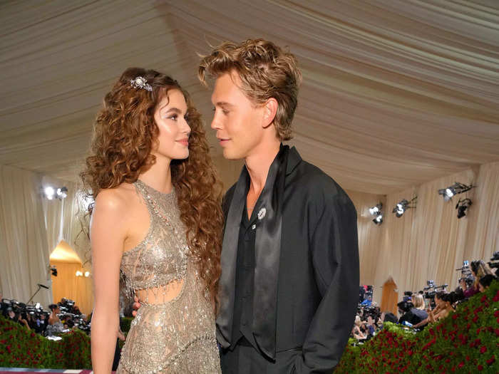 Kaia Gerber and Austin Butler shared intimate eye contact as they arrived at the Met Gala.