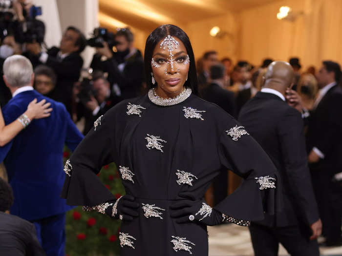 Naomi Campbell may have shown up in black, but her look was anything but traditional.