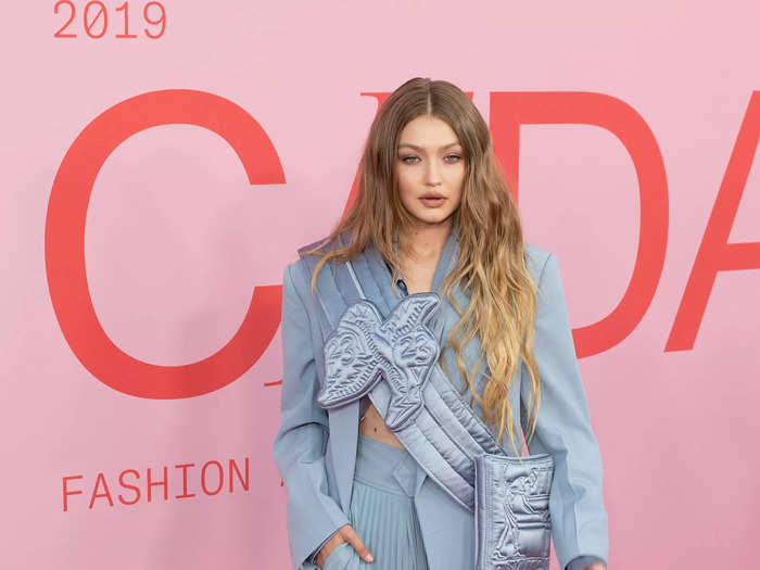 For the 2019 CFDA Fashion Awards, Hadid wore a multi-piece suit by Off-White.