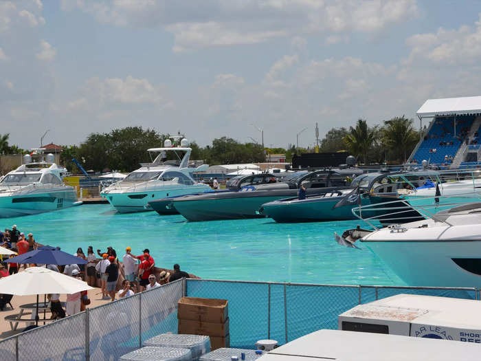 But the stars of the area are clearly the boats as everybody wanted photos in front of the marina.