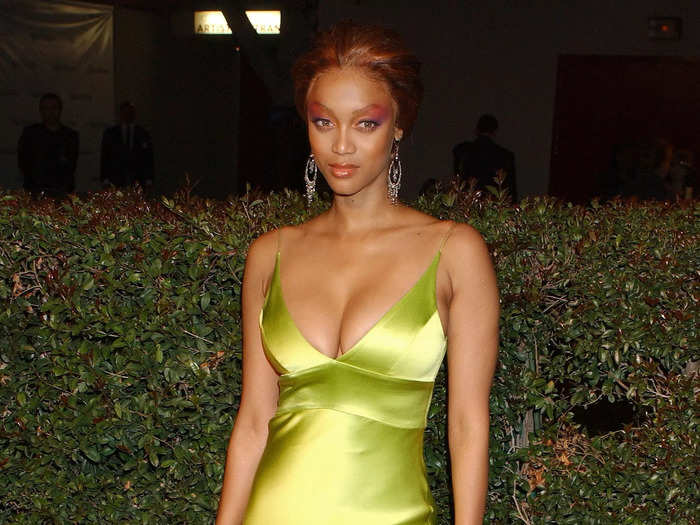 The supermodel wore a lime-green silk dress with a plunging neckline to the 35th NAACP Image Awards in 2004.