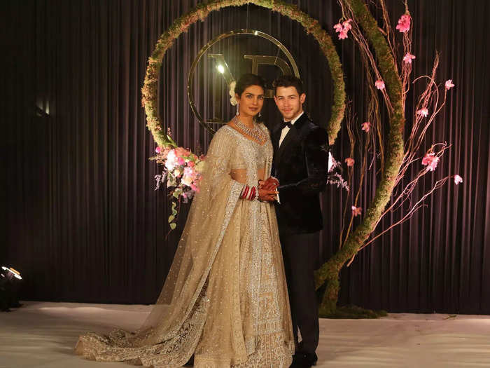 A few months later, the couple got married in stunning outfits.