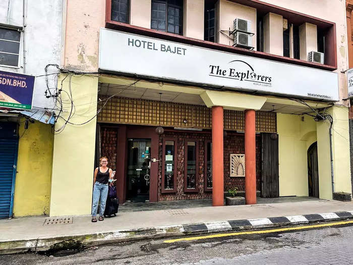 The Explorers Guesthouse is located in Chinatown, Kuala Lumpur