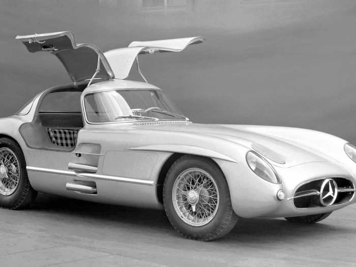 The 300 SLR Coupe was developed as a hardtop version of Mercedes