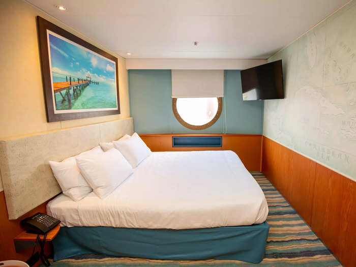 To accommodate these guests, Margaritaville at Sea Paradise has almost 660 staterooms ranging from inside and ocean view (shown below) staterooms …