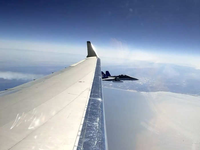 Accompanied by a NASA F/A-18 chase plane, the Global 7500 has repeatedly hit supersonic speeds of 1.015 Mach, which is a "key step in enabling a maximum Mach operating speed (MMO) of M0.94."