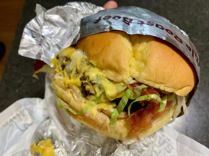 I was impressed at first look. The burgers come with American cheese, lettuce, red onion, pickles, and "special burger sauce" on a brioche bun. It looked and smelled great.