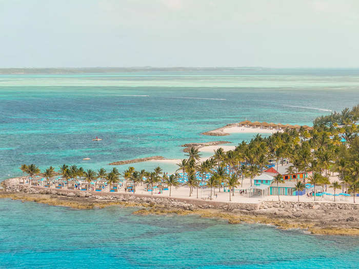 Back on the ship, I quickly took in a panoramic view of CocoCay before departing.