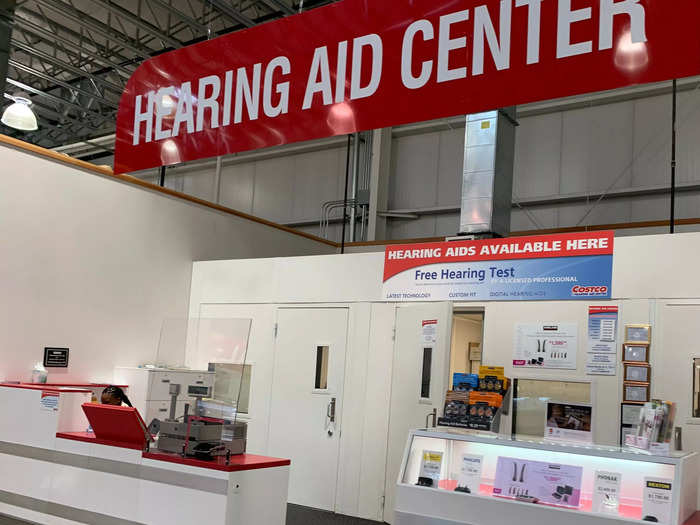 Costco also provides some services inside stores, including a pharmacy, optical store, and hearing aid center.