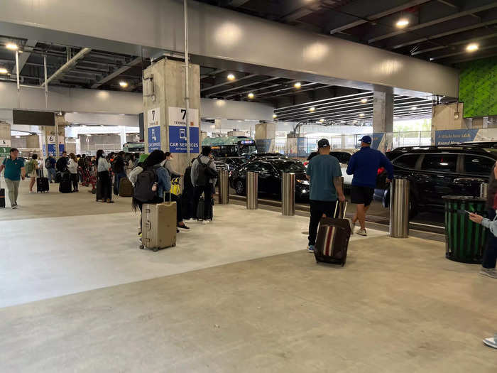 One example of this can be seen outside the terminal where Delta has split the roadway to create more curb front and improve traffic flow.