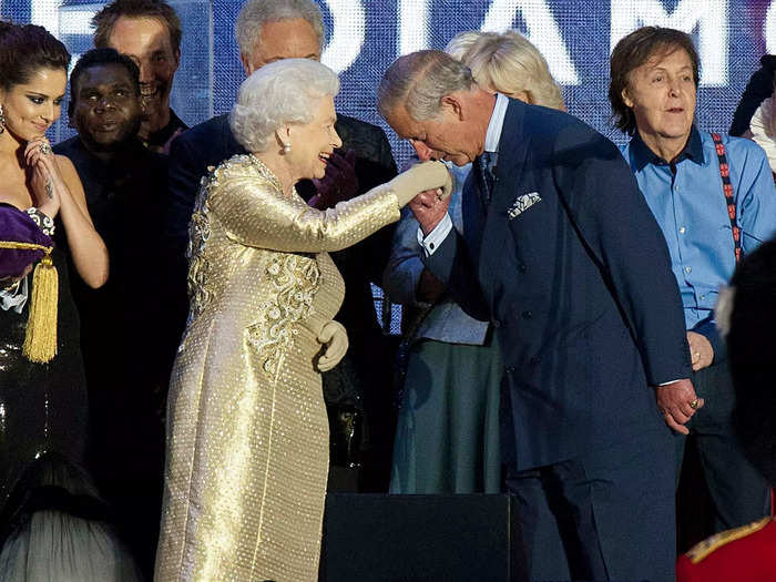 The following night, Her Majesty hosted the Diamond Jubilee Concert while sparkling in a gold cocktail dress.