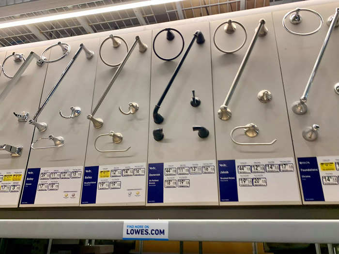 Other aspects of Lowes pointed to the DIY customer base, too.