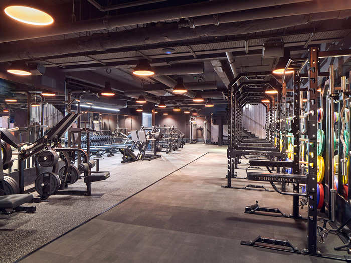 The first floor of Third Space was purely for strength and conditioning. In the weights section, there were around 20 squat racks and dumbbells went up to 50 kilograms.